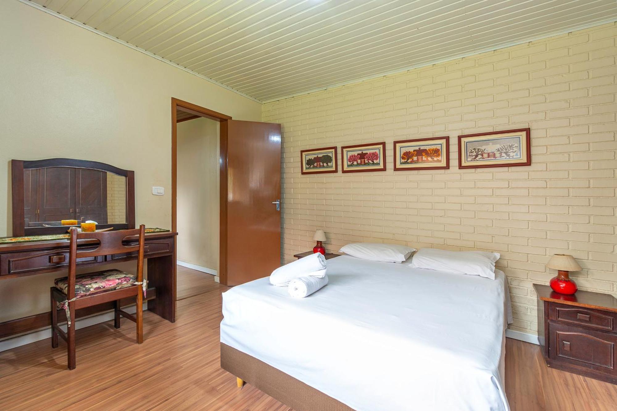 Linda Casa 5 Quartos No Lago Negro Villa Gramado Kültér fotó